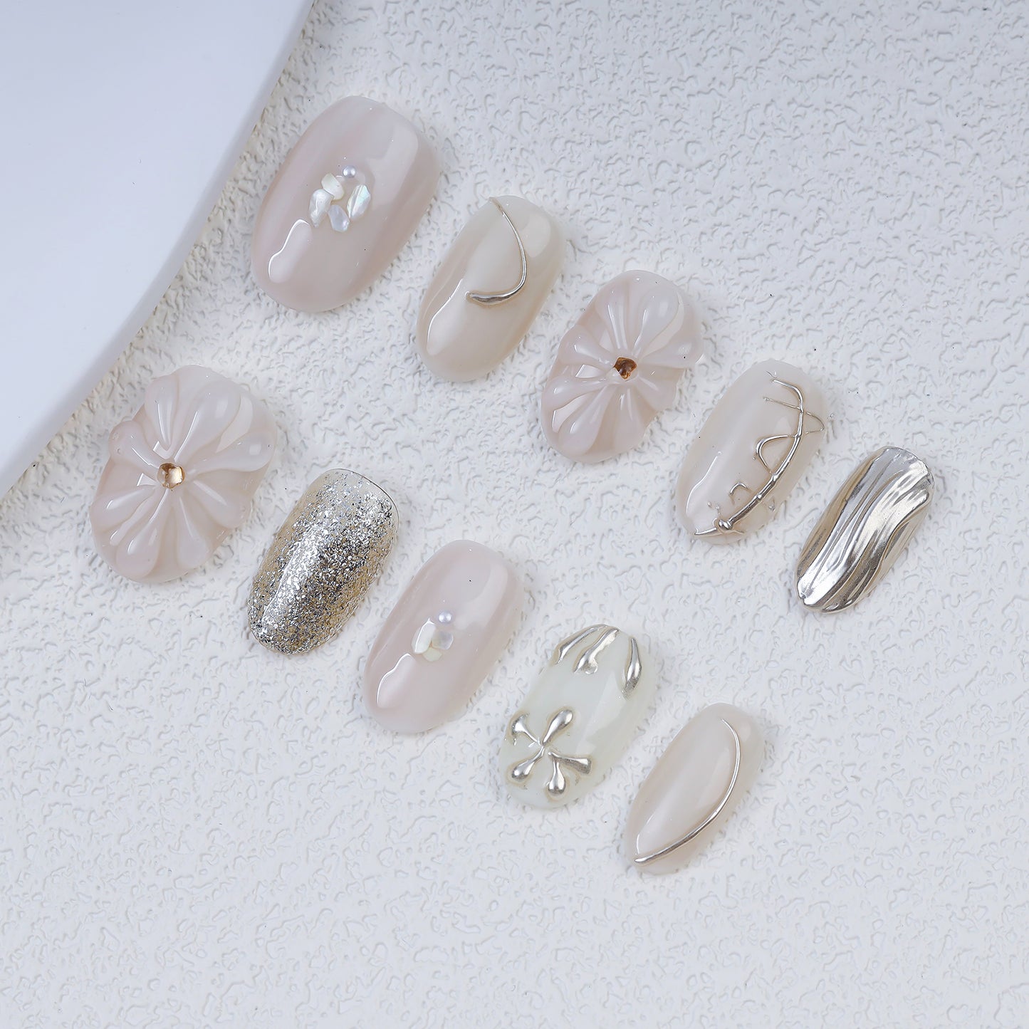 High Quality 10pcs Handmade 3D Short Acrylic Gel Press Nails Elegant Pearl Shell & Silver Design Private Label False Nails