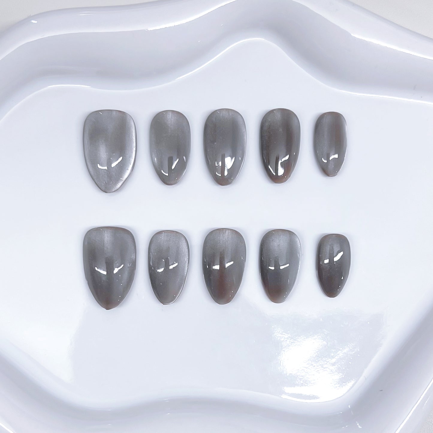 Multi-color Cats Eye Short Almond Handmade Press on Nails 10 Pcs High Quality Wholesale Reusable False Nails with Glue