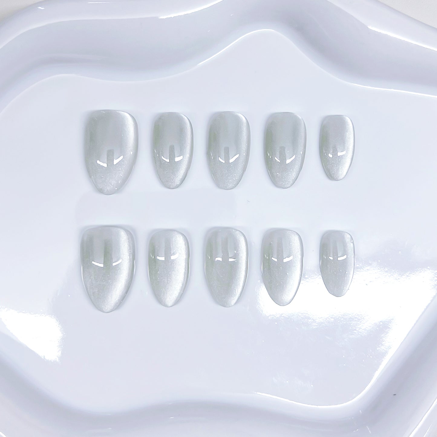 Multi-color Cats Eye Short Almond Handmade Press on Nails 10 Pcs High Quality Wholesale Reusable False Nails with Glue