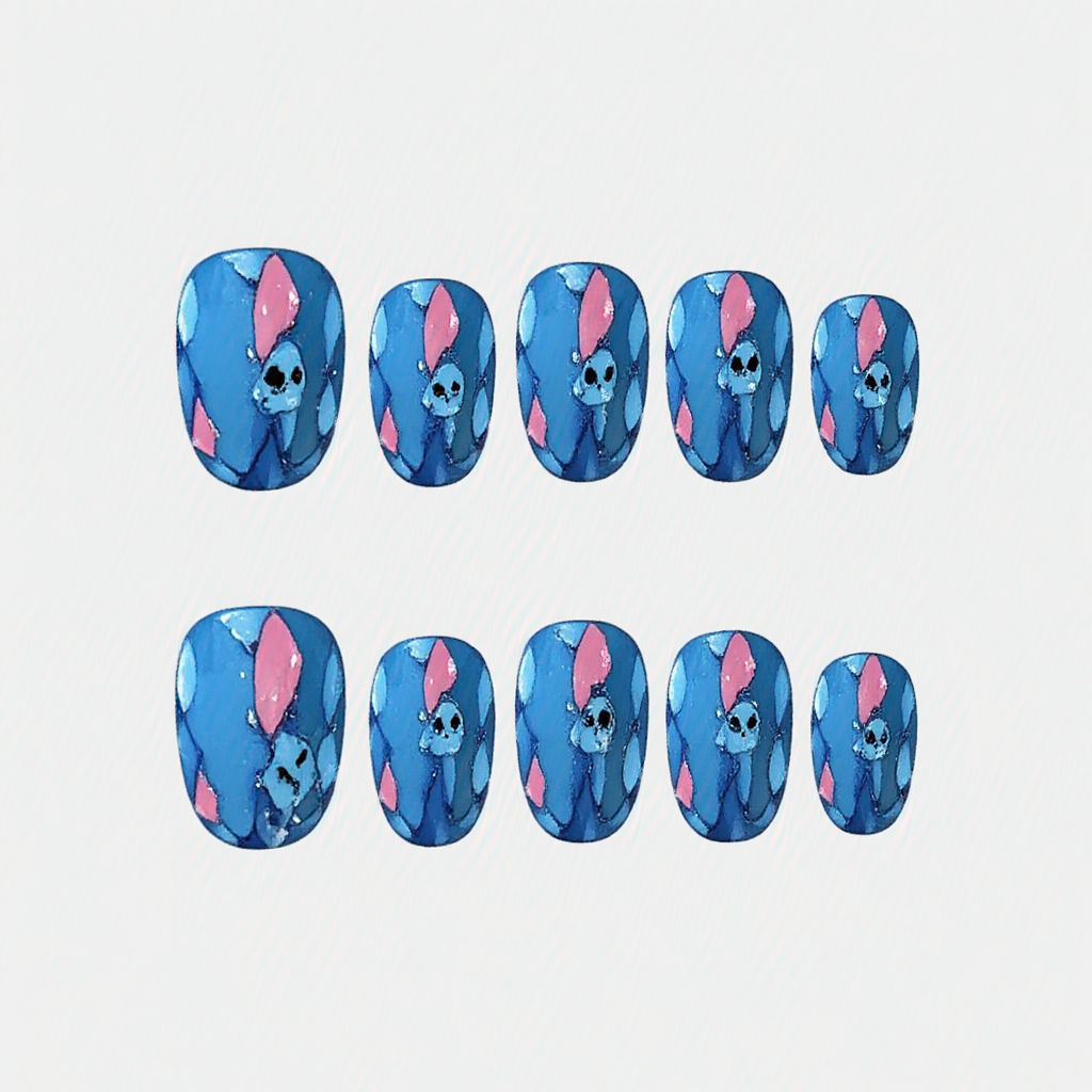 Oval - Customized Nail Art