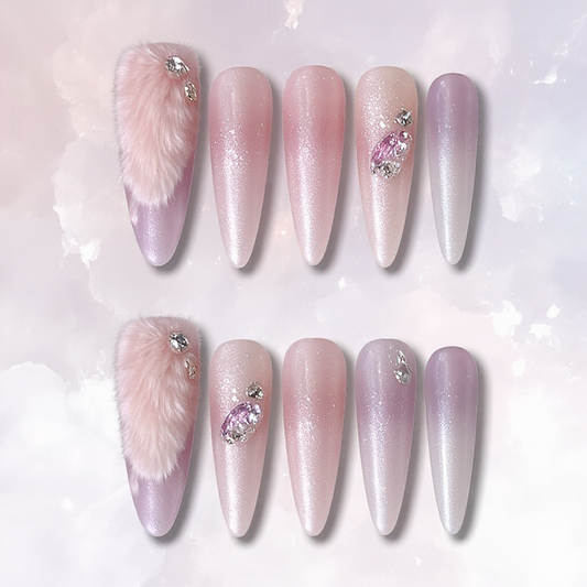 Stiletto - Customized Nail Art