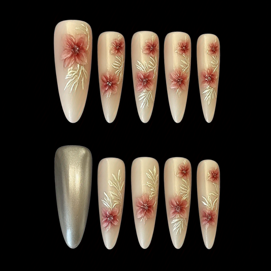 Stiletto - Customized Nail Art